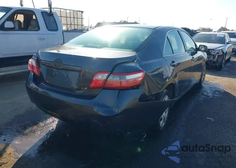2009 Toyota Camry Le z USA, uszkodzony, nr VIN 4T1BE46K99U358080